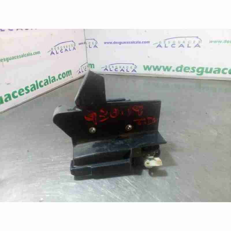 CERRADURA PUERTA TRASERA DERECHA 825022281R 2 PINES 