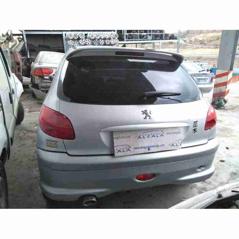 peugeot 206 berlina del año 2005