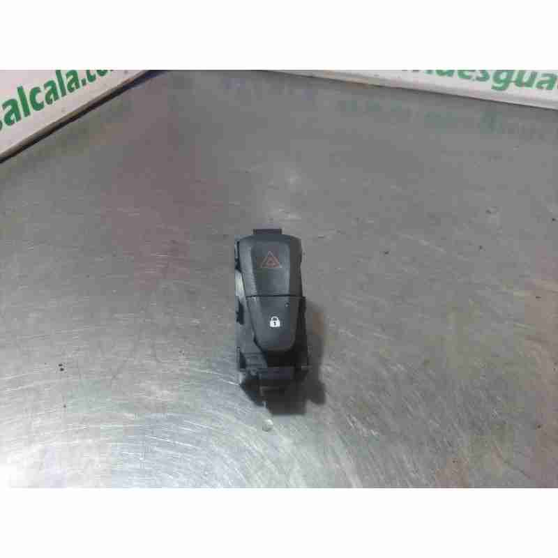 BOTON EMERGENCIA 252905668RB 6 PINES 