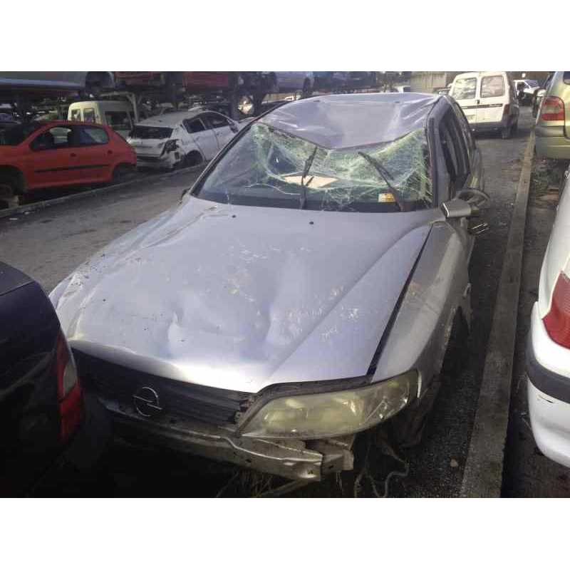 opel vectra b berlina del año 2002