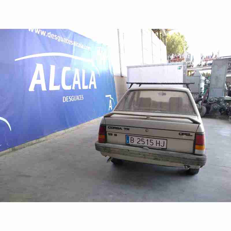 opel corsa a del año 1986