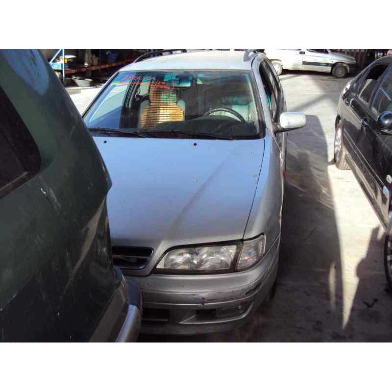 nissan primera berlina (p11) del año 1998