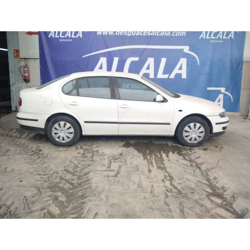 seat toledo (1m2) del año 2000