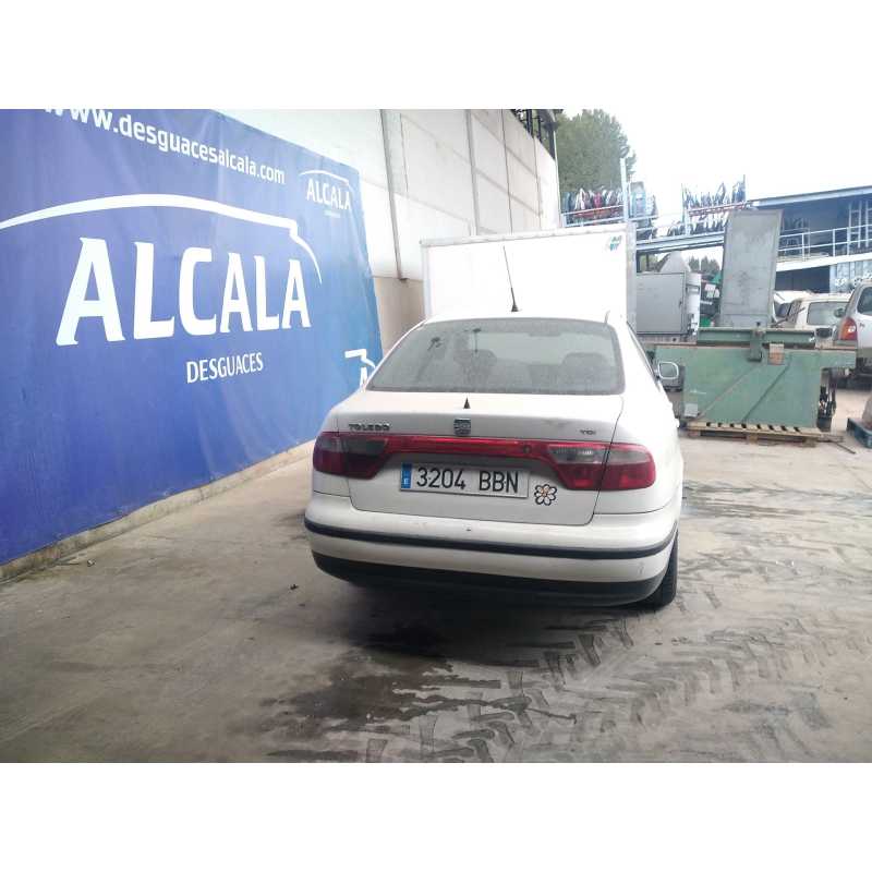 seat toledo (1m2) del año 2000