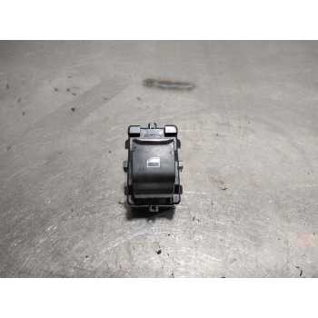MANDO ELEVALUNAS TRASERO DERECHO H1BT14529AA 4 PINES 