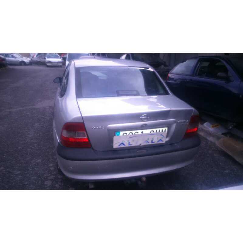 opel vectra b berlina del año 1998
