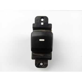 MANDO ELEVALUNAS DELANTERO DERECHO 93580C8000 