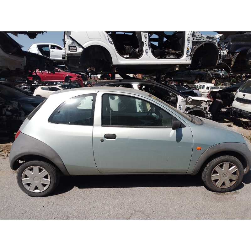 ford ka (rb_) del año 2004