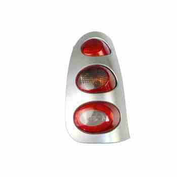PILOTO TRASERO DERECHO 0011645 