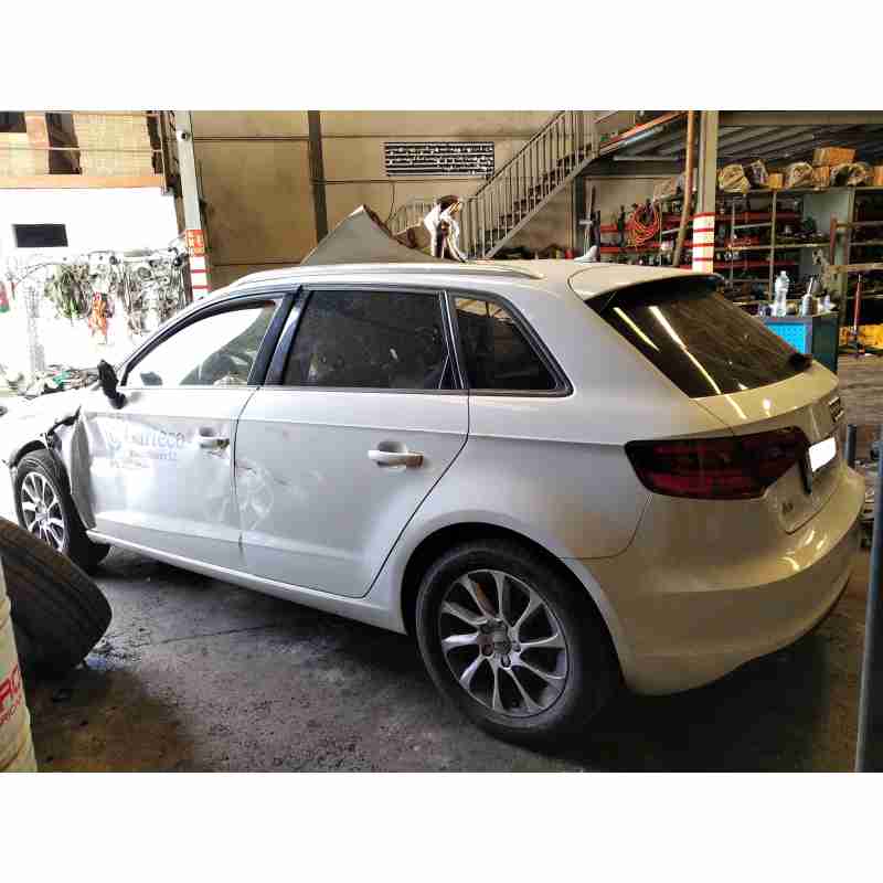 audi a3 sportback (8va) del año 2014