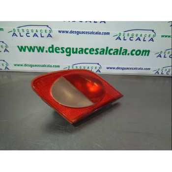 PILOTO TRASERO DERECHO DE PORTON 