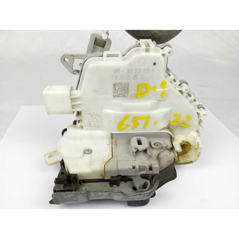 CERRADURA PUERTA DELANTERA IZQUIERDA 8J1837015F 