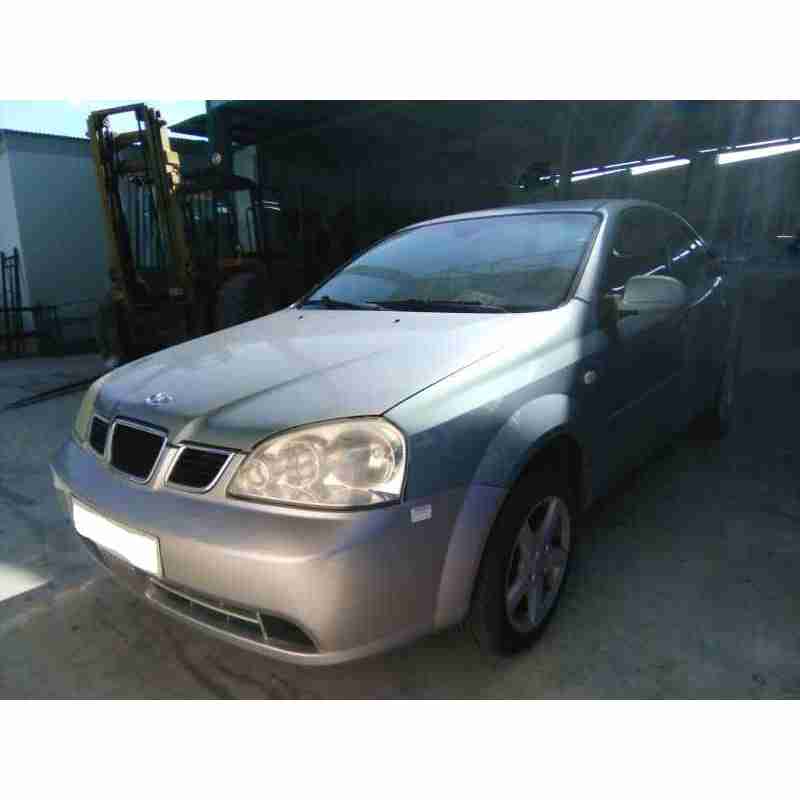 daewoo nubira berlina del año 2004