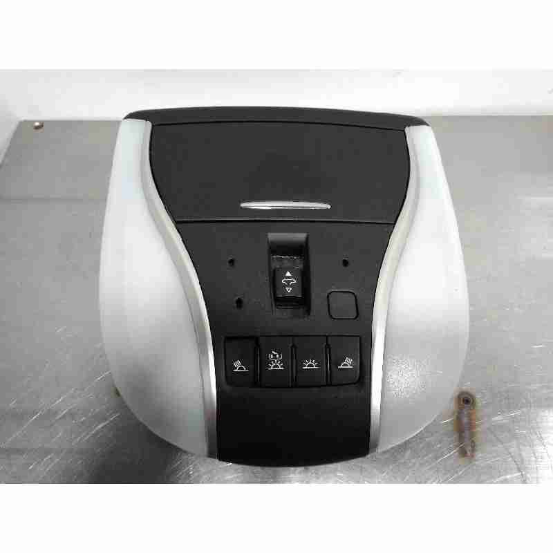LUZ INTERIOR 264301MH0B 