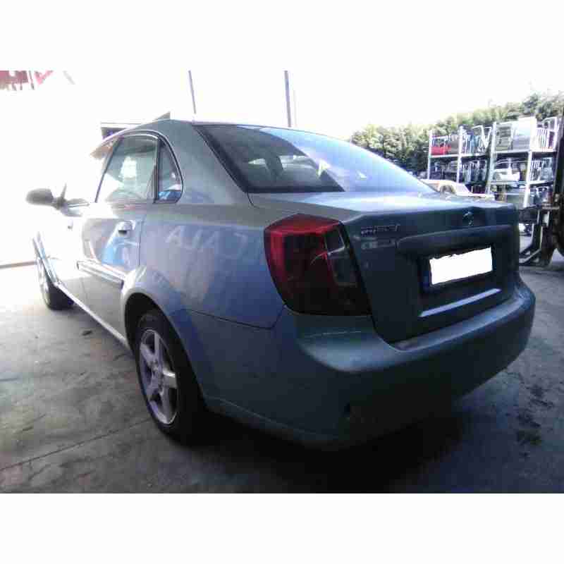 daewoo nubira berlina del año 2004