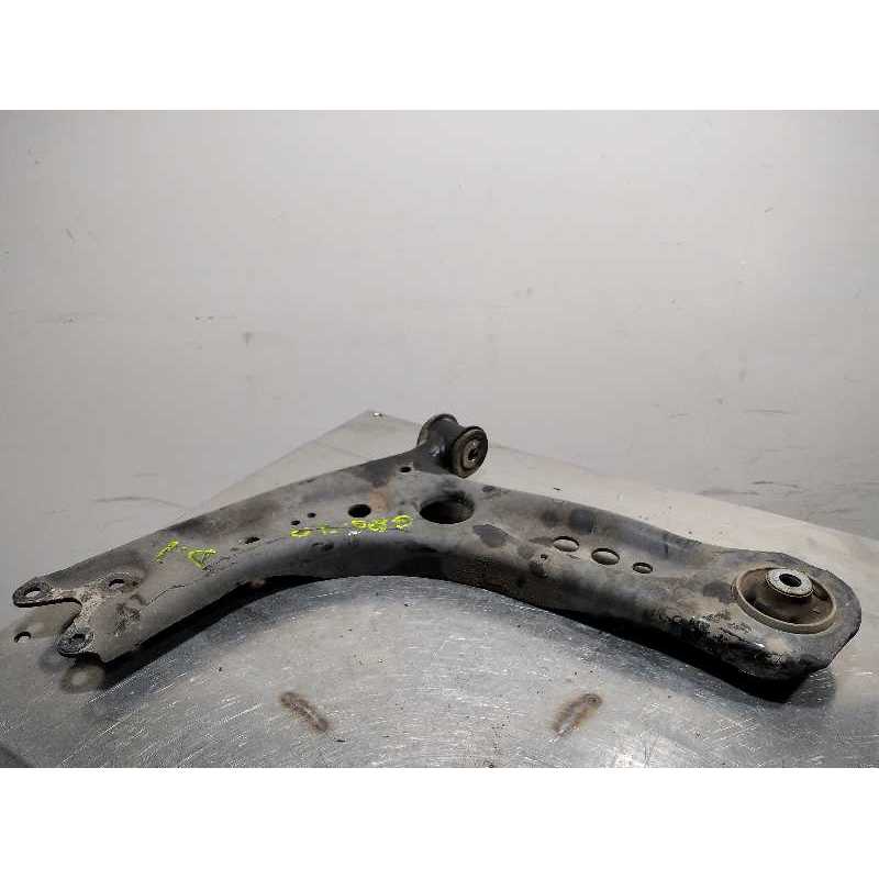 BRAZO SUSPENSION INFERIOR DELANTERO IZQUIERDO 5Q0407151L 