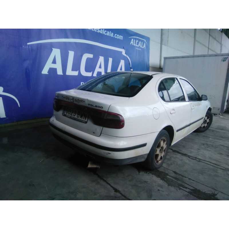 seat toledo (1m2) del año 2001