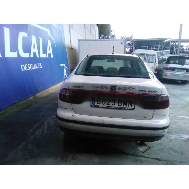 seat toledo (1m2) del año 2001