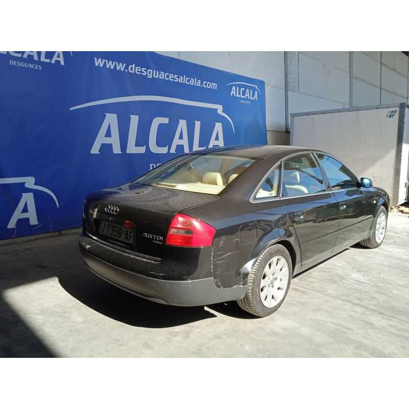audi a6 berlina (4b2) del año 2000