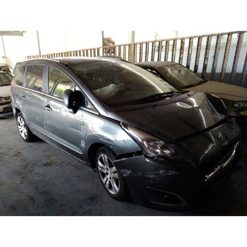 peugeot 5008 del año 2015