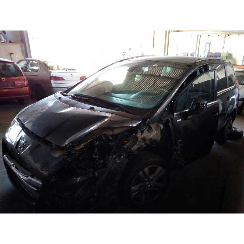 peugeot 5008 del año 2015