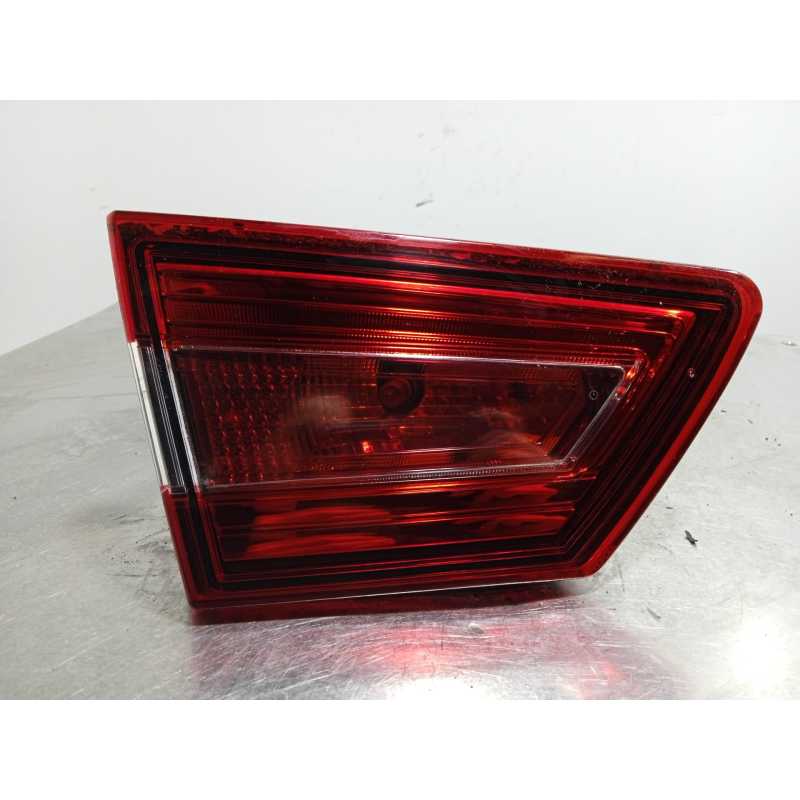 PILOTO TRASERO IZQUIERDO INTERIOR 265552424R 