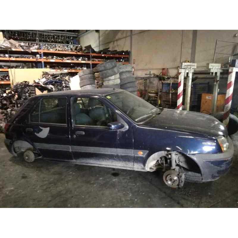 ford fiesta berlina (dx) del año 2000