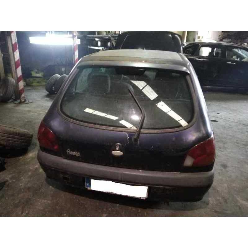 ford fiesta berlina (dx) del año 2000