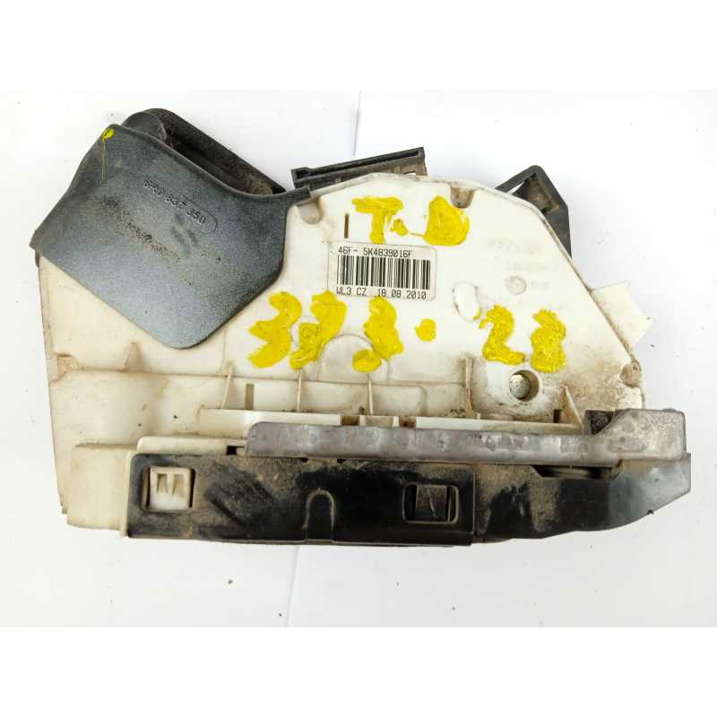 CERRADURA PUERTA TRASERA DERECHA 5K4839016F 