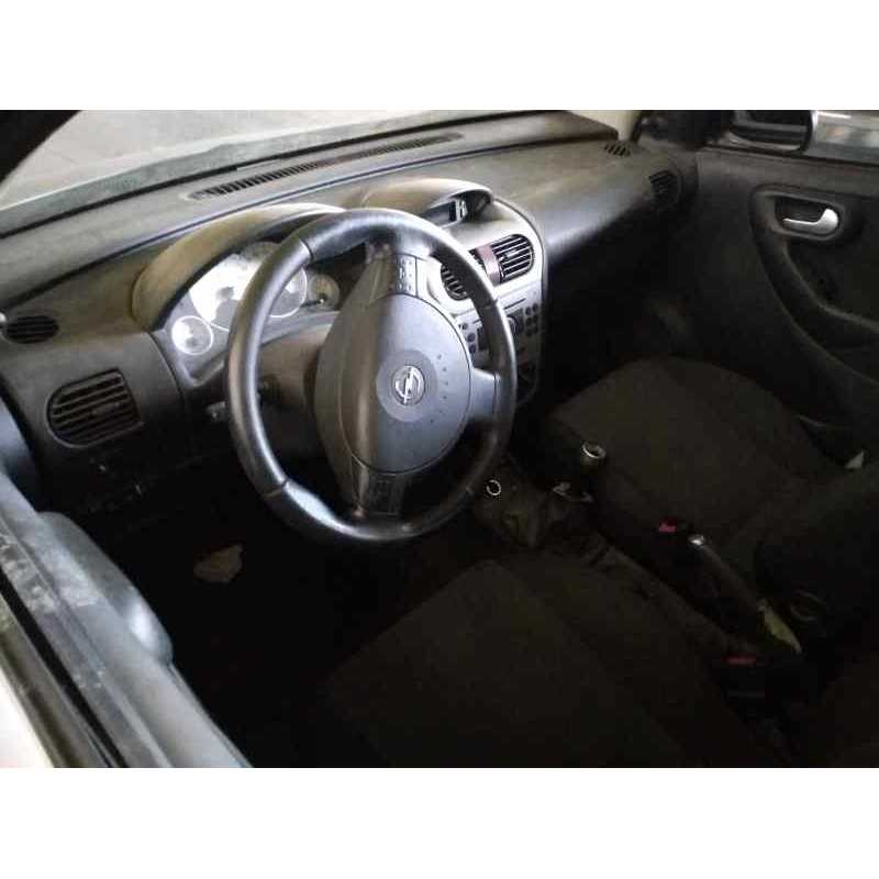 opel corsa c del año 2006