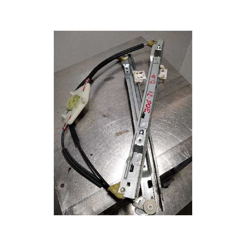 ELEVALUNAS DELANTERO DERECHO MOTOR APARTE 