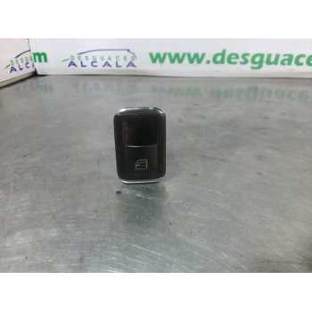 MANDO ELEVALUNAS TRASERO DERECHO A2048707358 4 PINES 