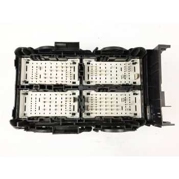 CAJA RELES / FUSIBLES 39116633 