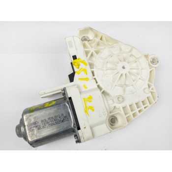 MOTOR ELEVALUNAS TRASERO DERECHO 8K0959812A 