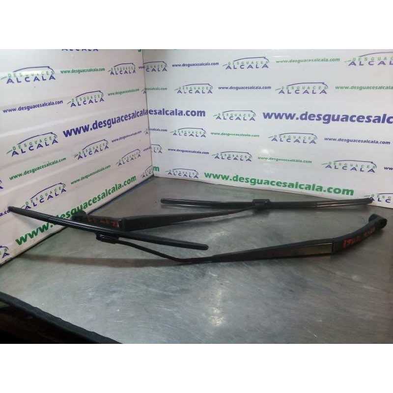 BRAZO LIMPIA DELANTERO 288860455R 