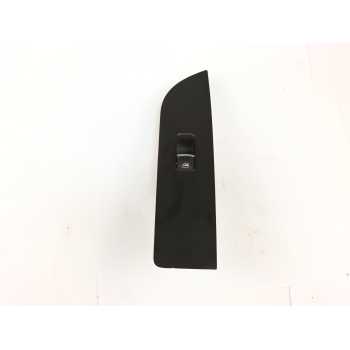 MANDO ELEVALUNAS DELANTERO DERECHO 3C8857858G 