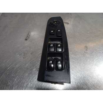 MANDO ELEVALUNAS DELANTERO IZQUIERDO 935701F600WK 