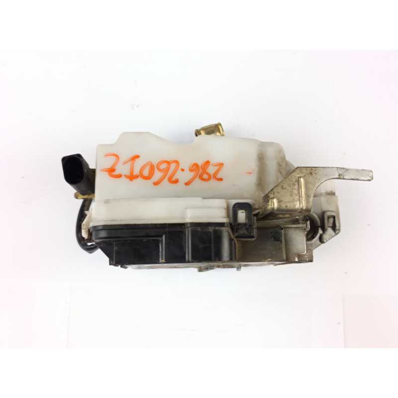 CERRADURA PUERTA DELANTERA IZQUIERDA 6K4837015D 