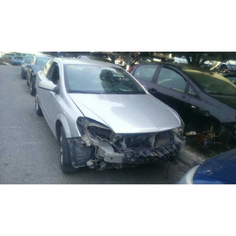 opel astra gtc del año 2005