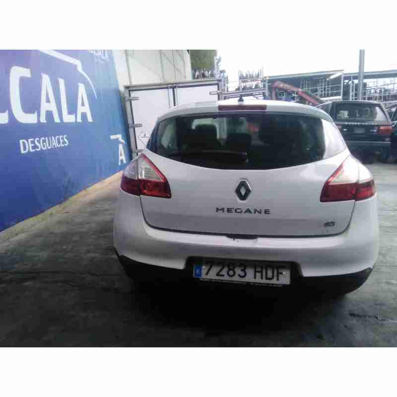 renault megane iii berlina 5 p del año 2011