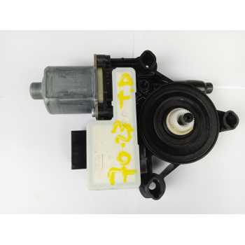 MOTOR ELEVALUNAS TRASERO DERECHO 5Q0959408A 0130822724 