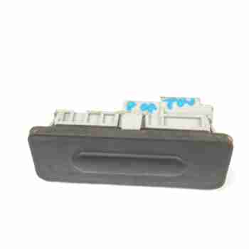 PULSADOR MALETERO / PORTON 906069264R 