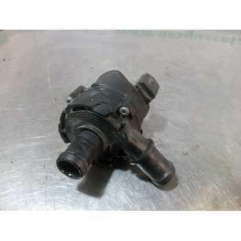 BOMBA AGUA DE CALEFACCION 0392023219 BOSCH PLASTICO ROTO
