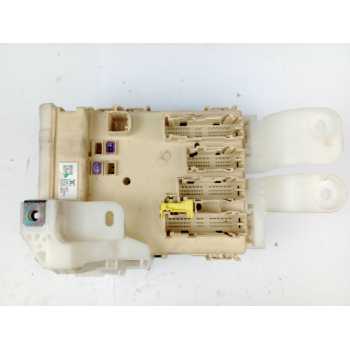 CAJA RELES / FUSIBLES 8273012X80A 