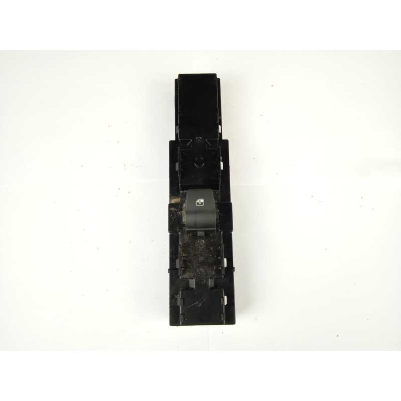 MANDO ELEVALUNAS DELANTERO DERECHO 93576G4100 