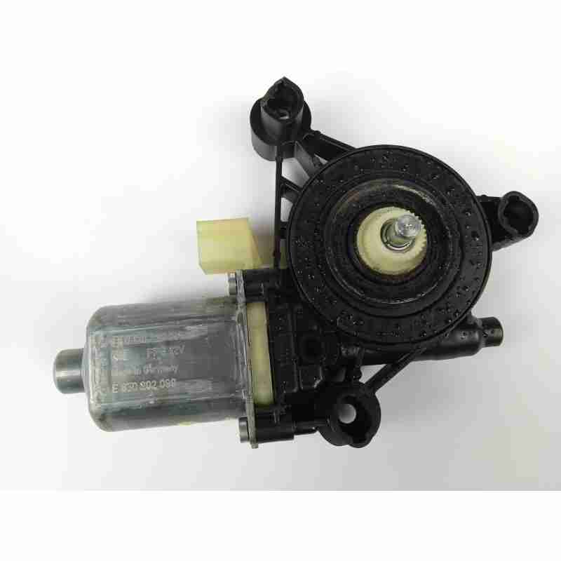 MOTOR ELEVALUNAS DELANTERO IZQUIERDO 5Q0959801B 0130822717 