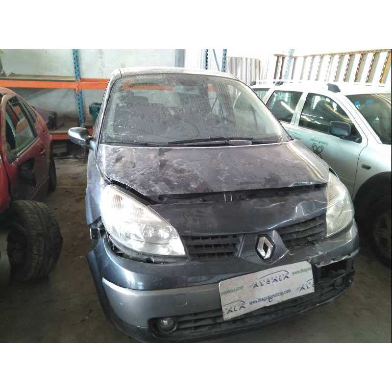 renault scenic ii del año 2005