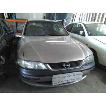 OPEL VECTRA B BERLINA