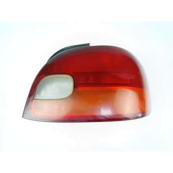 PILOTO TRASERO DERECHO 9240222010 