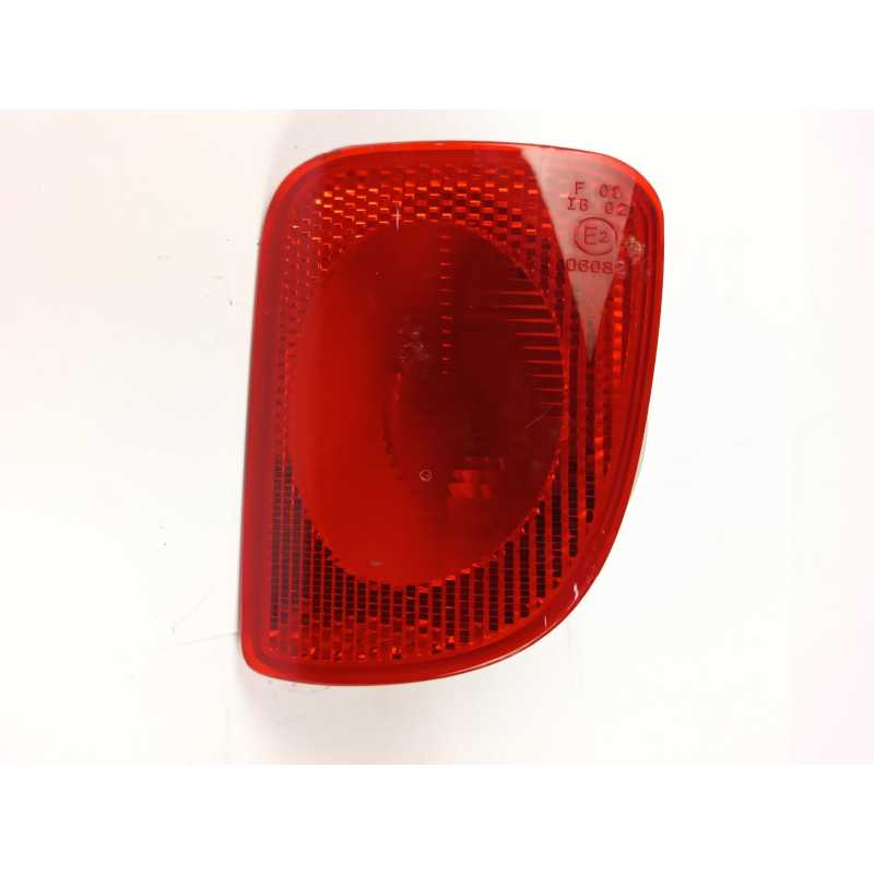 PILOTO TRASERO DERECHO PARAGOLPES 8200419908 